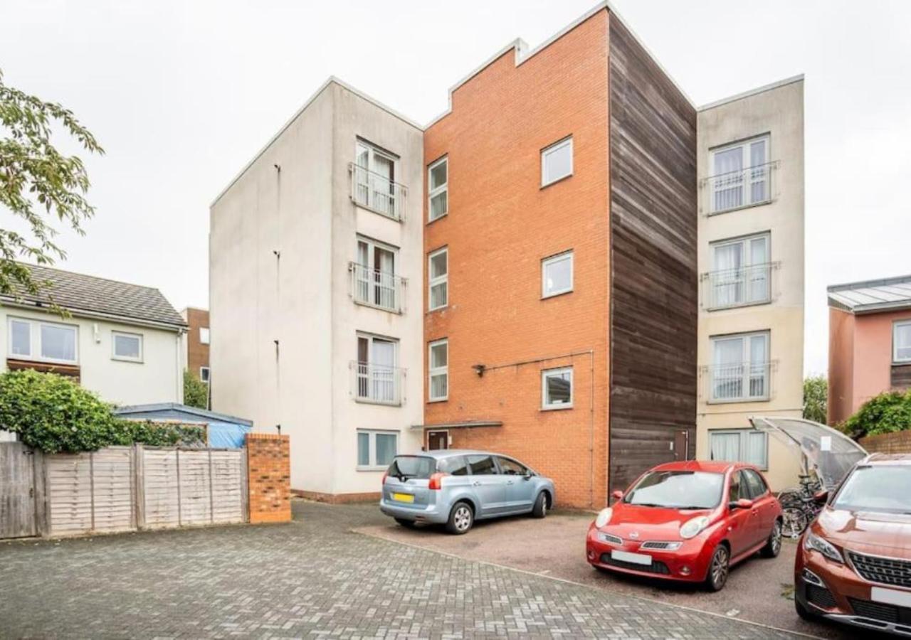 The Dartford Lodge - Free Parking Esterno foto